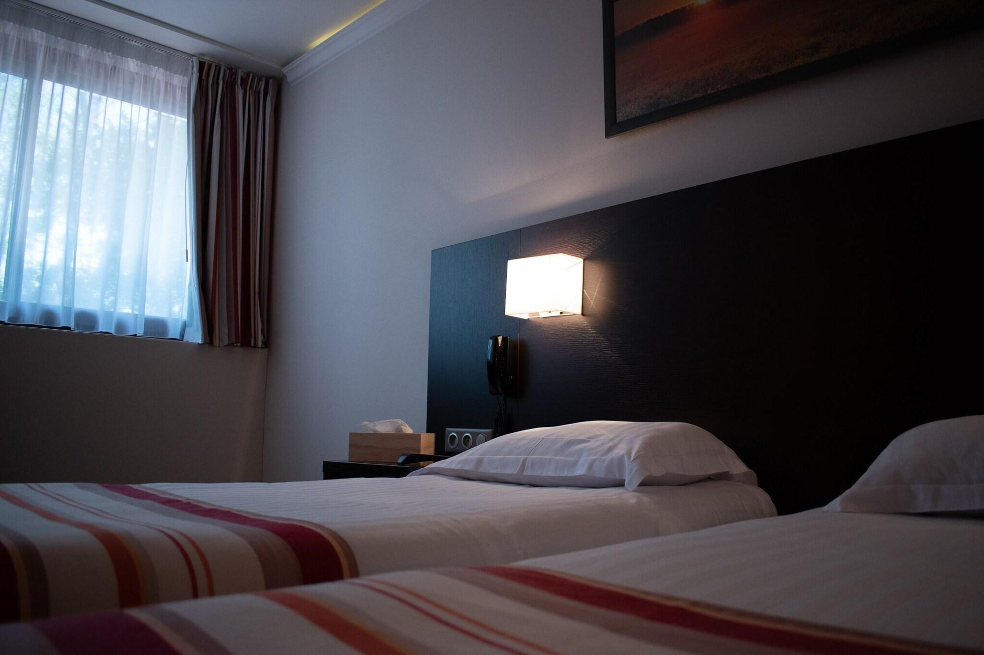 Contact Hotel Be Guest Limoges Sud Eksteriør bilde